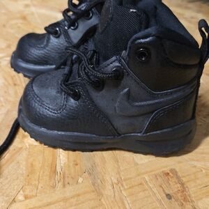 Nike Kids Black Leather Boots